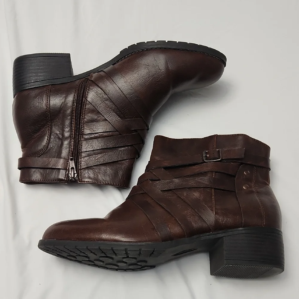 Cloudwalkers Brown Zip Ankle Booties‎ Size 11W Casual Wide Width